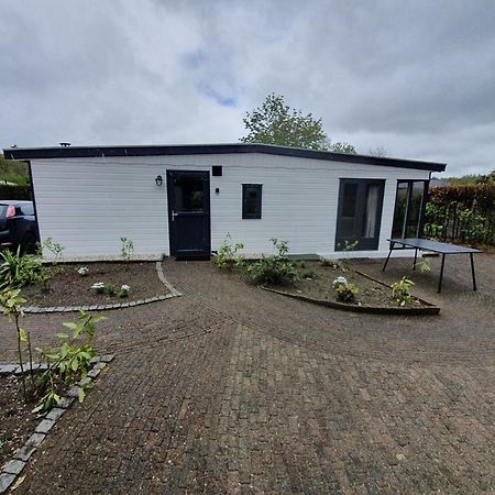 Cozy Chalet In Stegeren With A Terrace 外观 照片