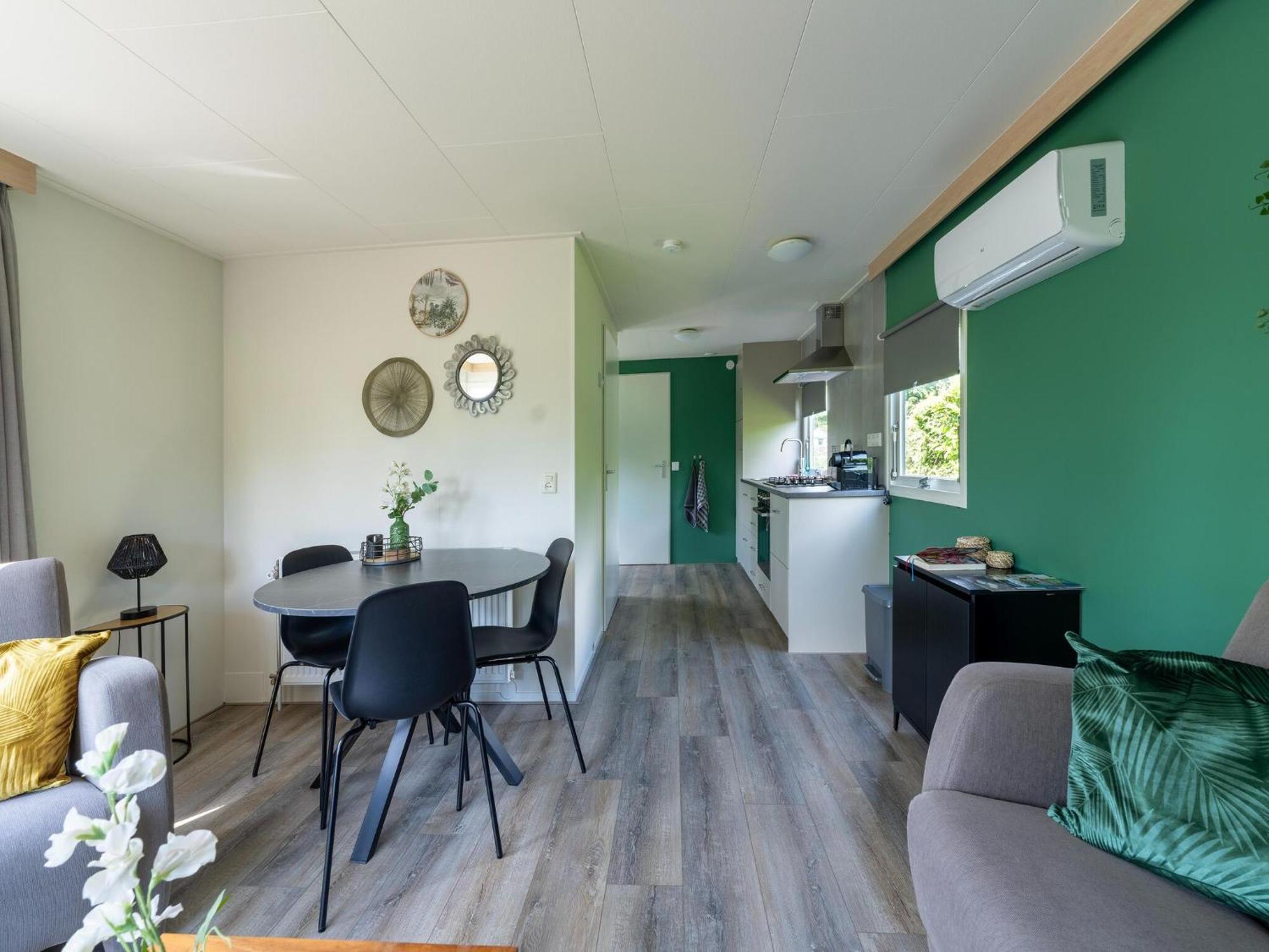 Cozy Chalet In Stegeren With A Terrace 外观 照片