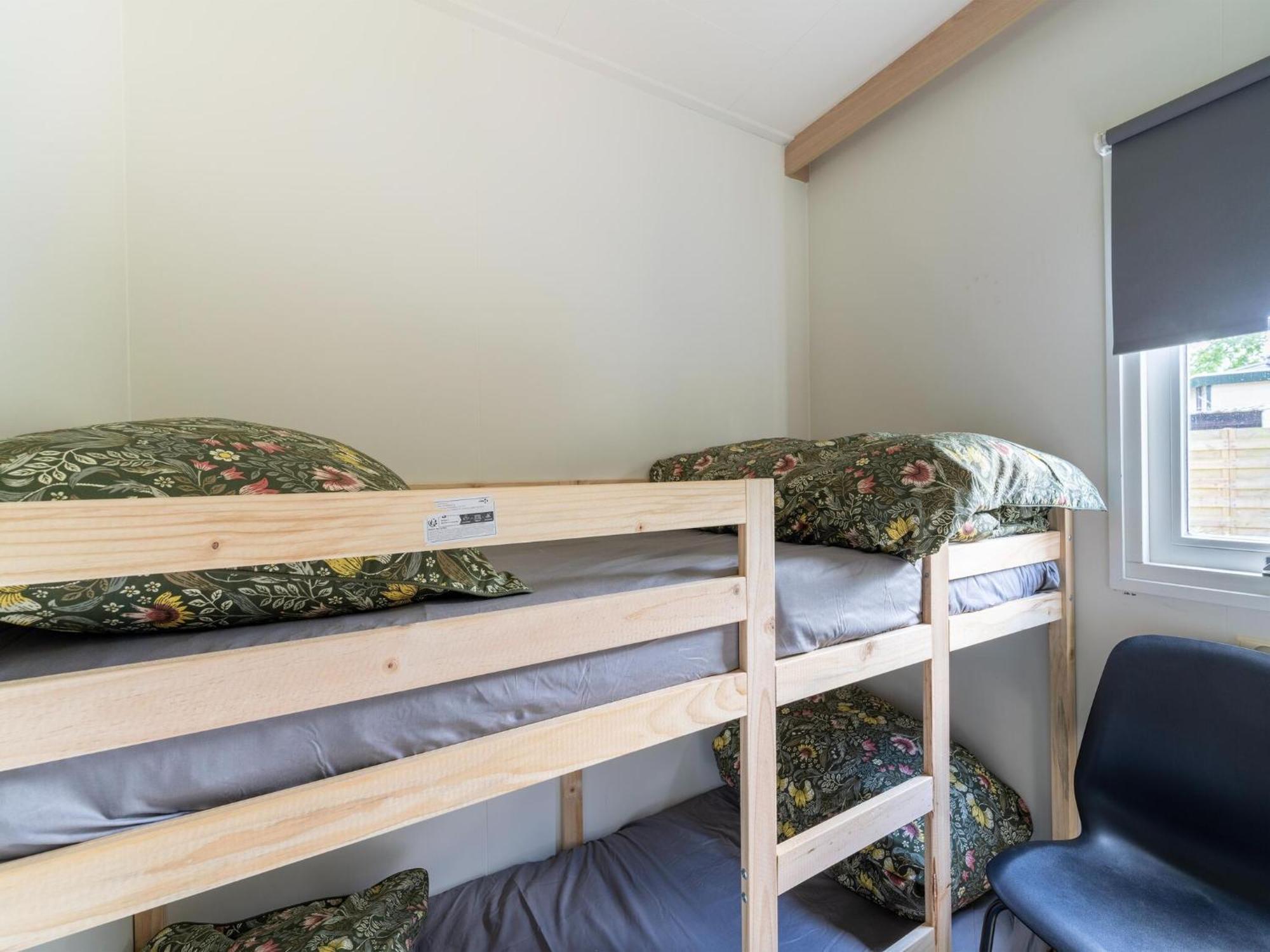 Cozy Chalet In Stegeren With A Terrace 外观 照片