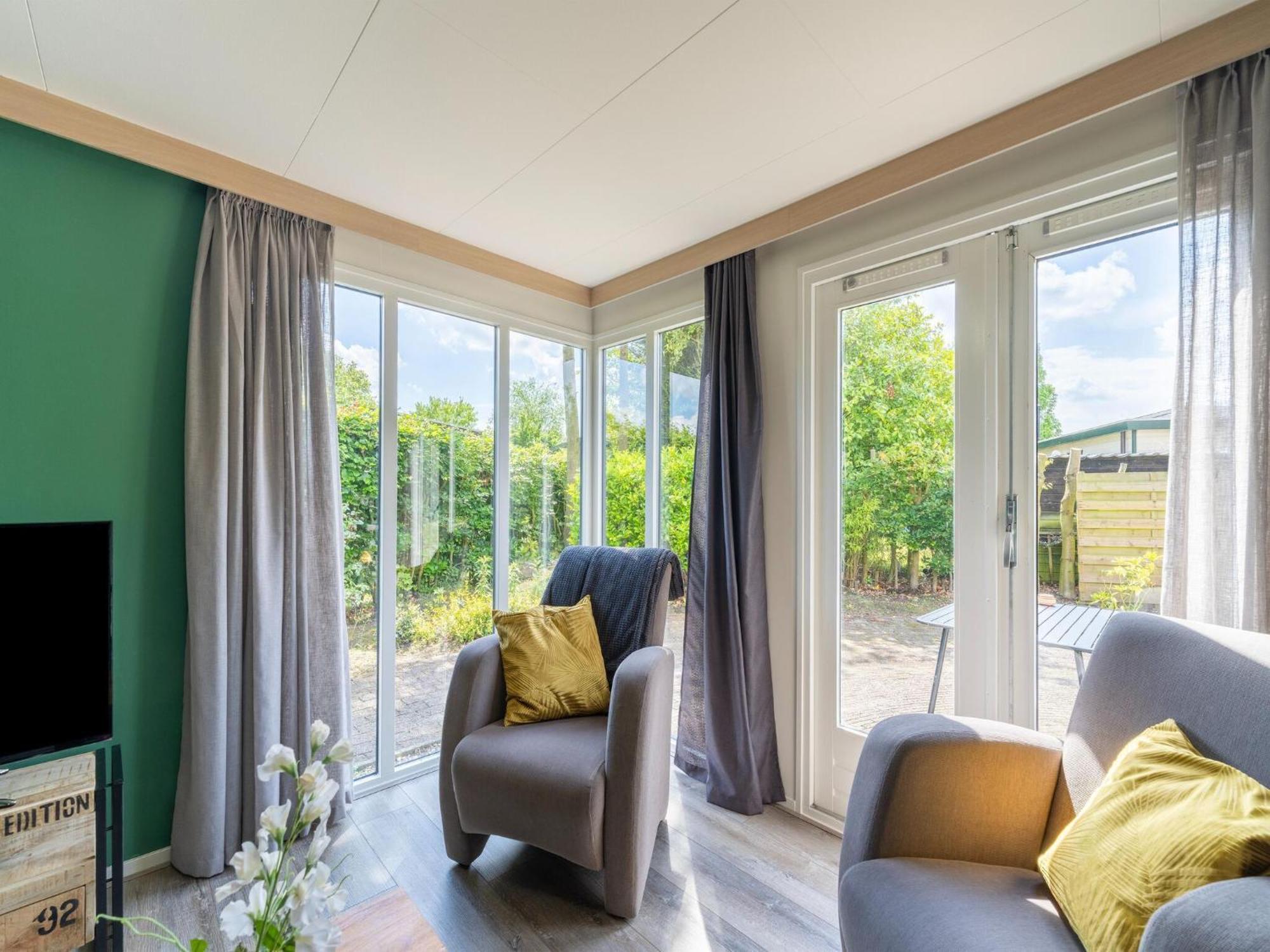 Cozy Chalet In Stegeren With A Terrace 外观 照片